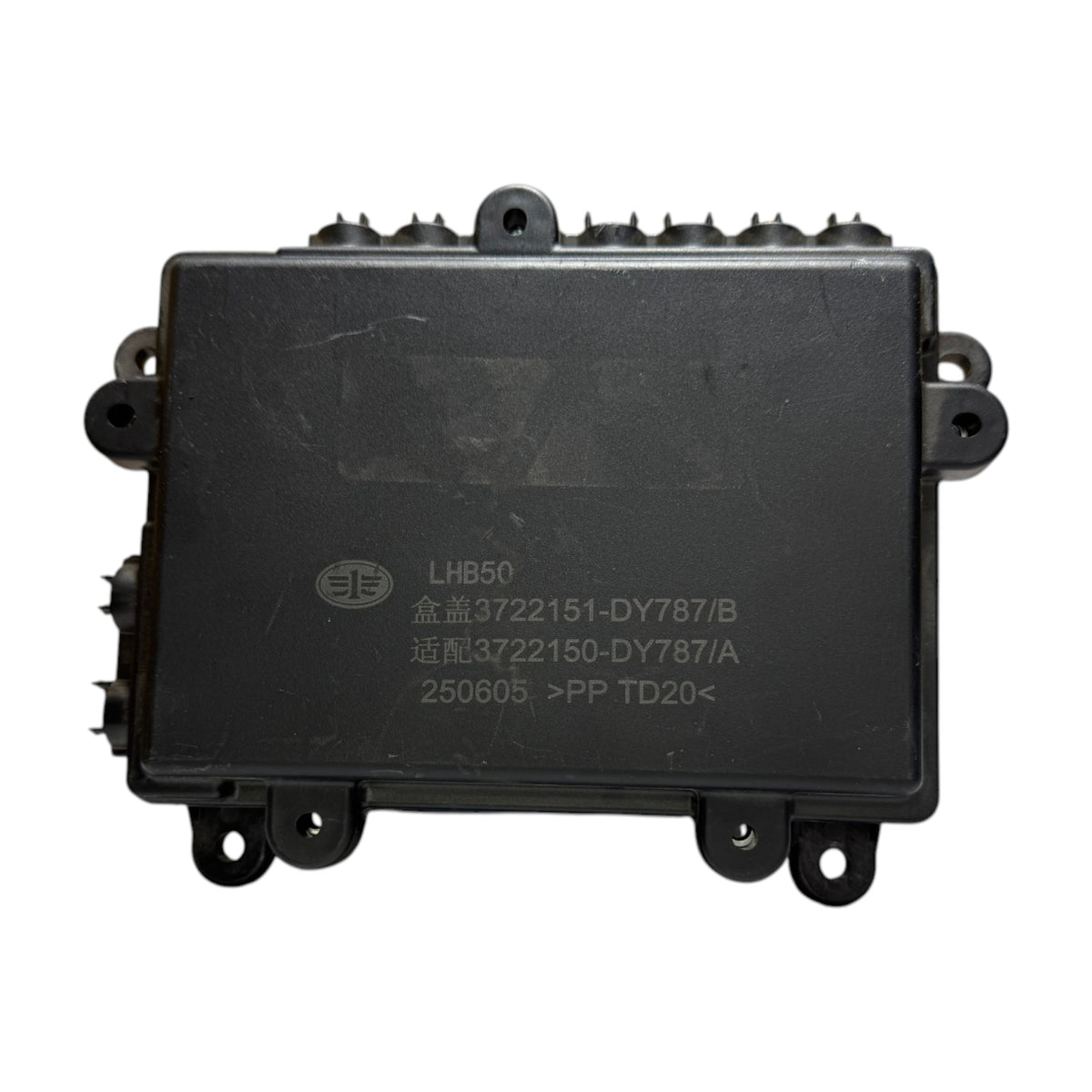 Caja de Fusibles 3722151-DY787
