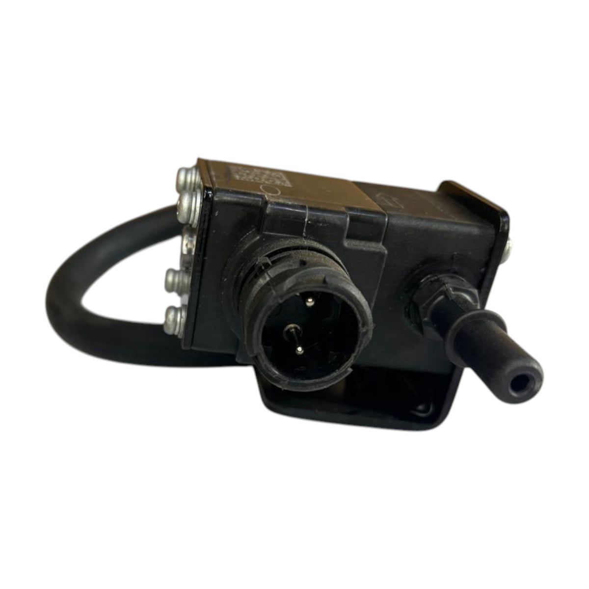Válvula Solenoide con Soporte 3754030-2000