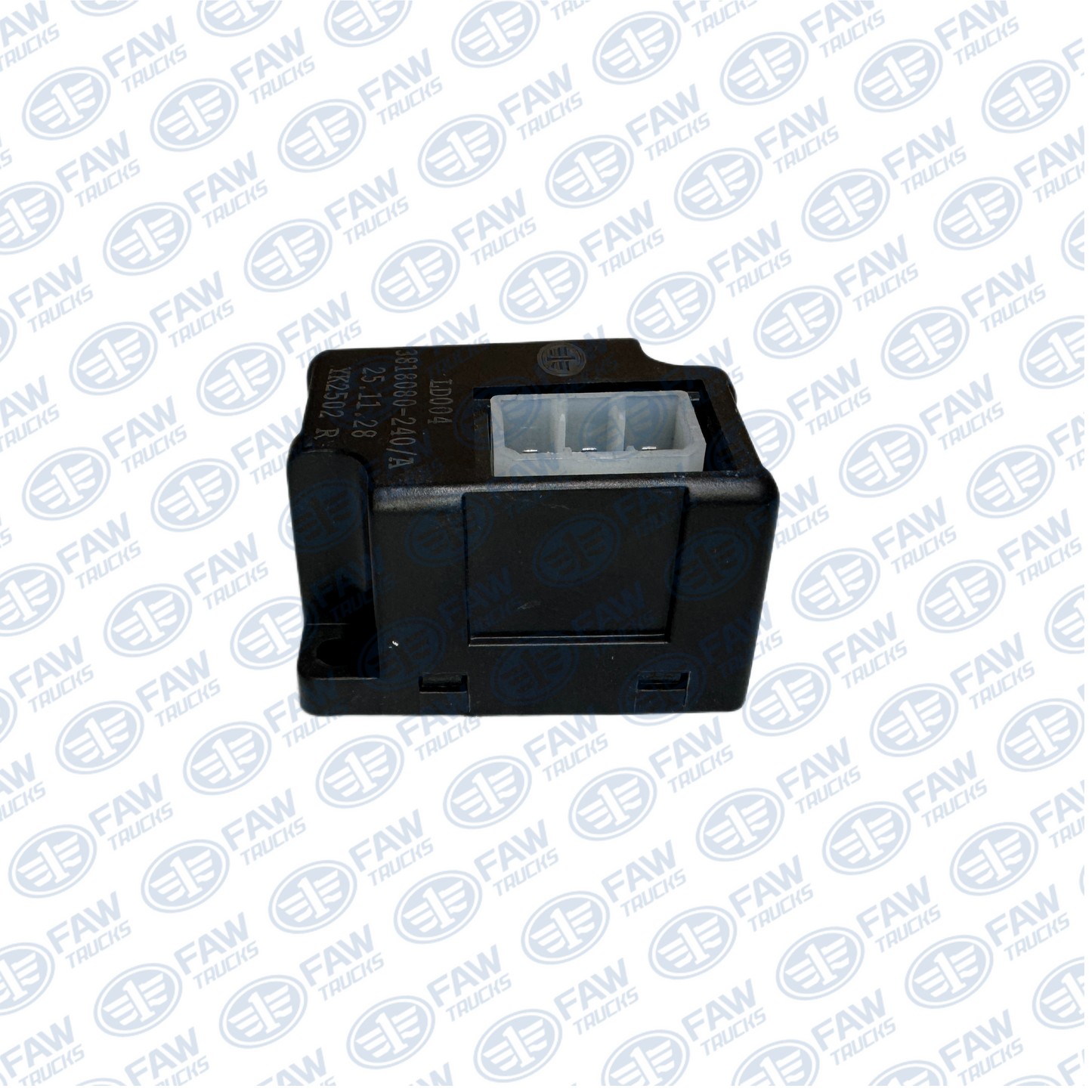 Conjunto de Controlador de Nivel de Refrigerante 3818080-240